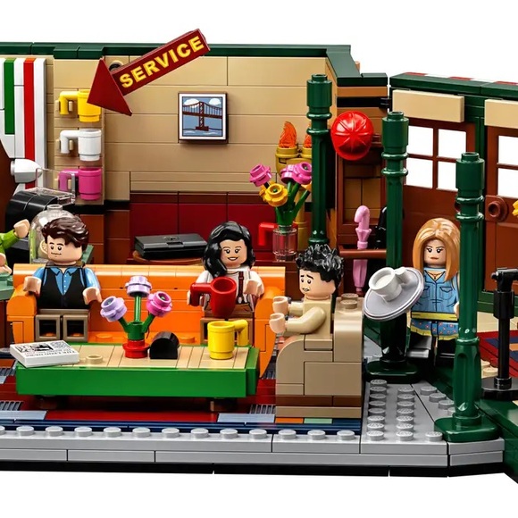 FRIENDS Central Perk Lego Set - 21319 - Picture 3 of 5